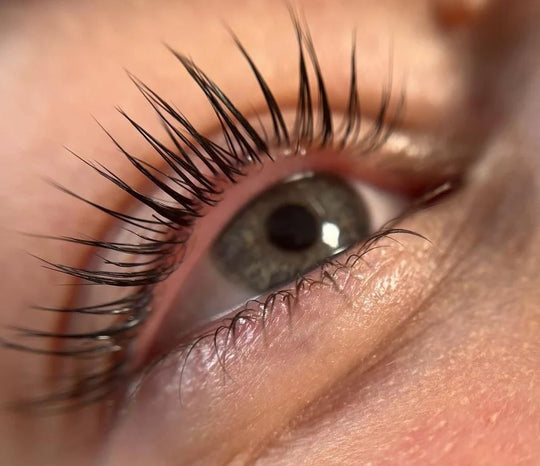Warum das Wimpernlifting nicht hält....